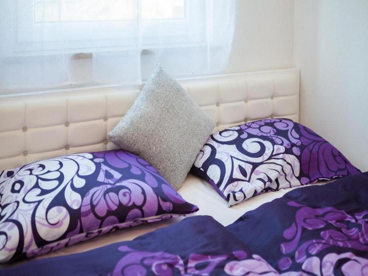 La Perla Apartma *