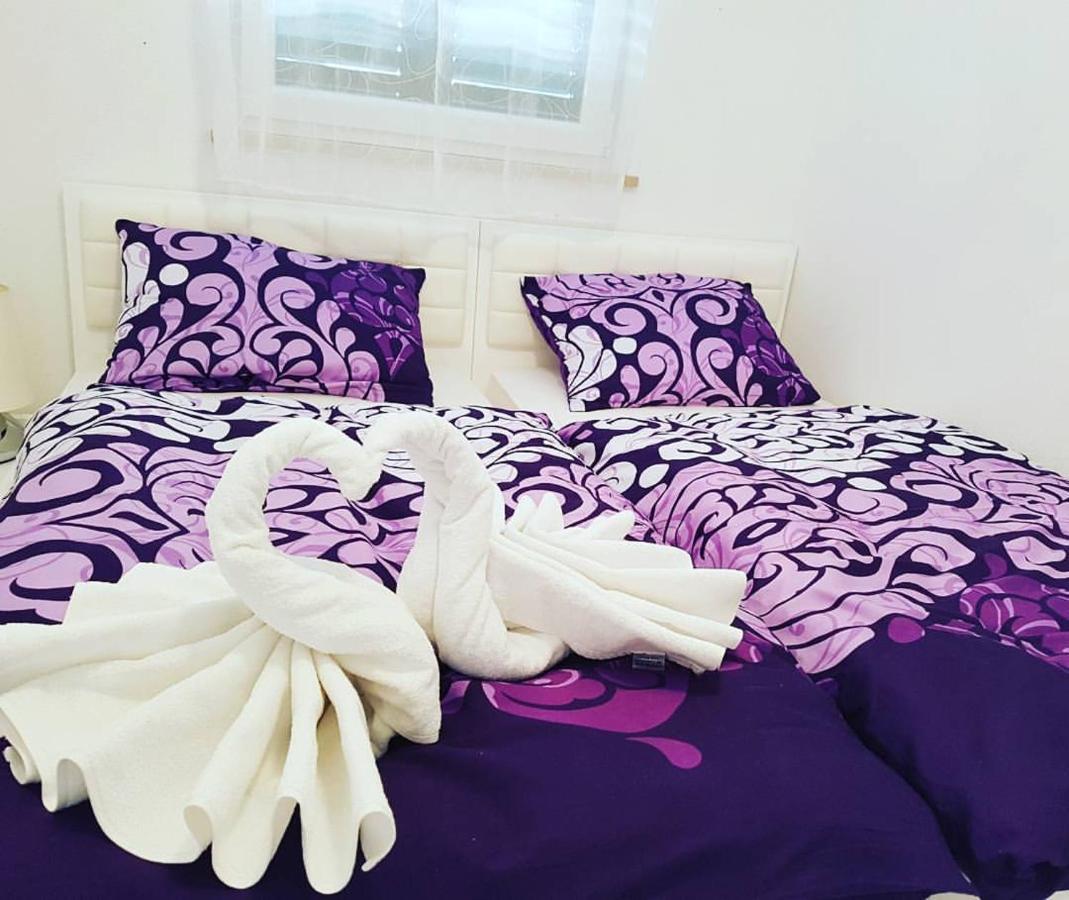 La Perla Apartma Sutivan