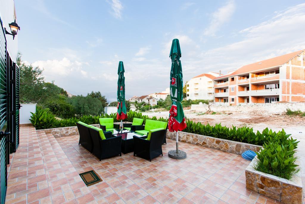 La Perla Apartma *