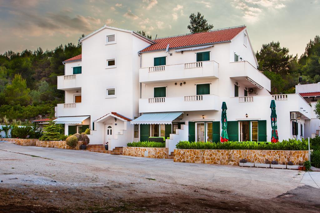 Apartma La Perla Sutivan